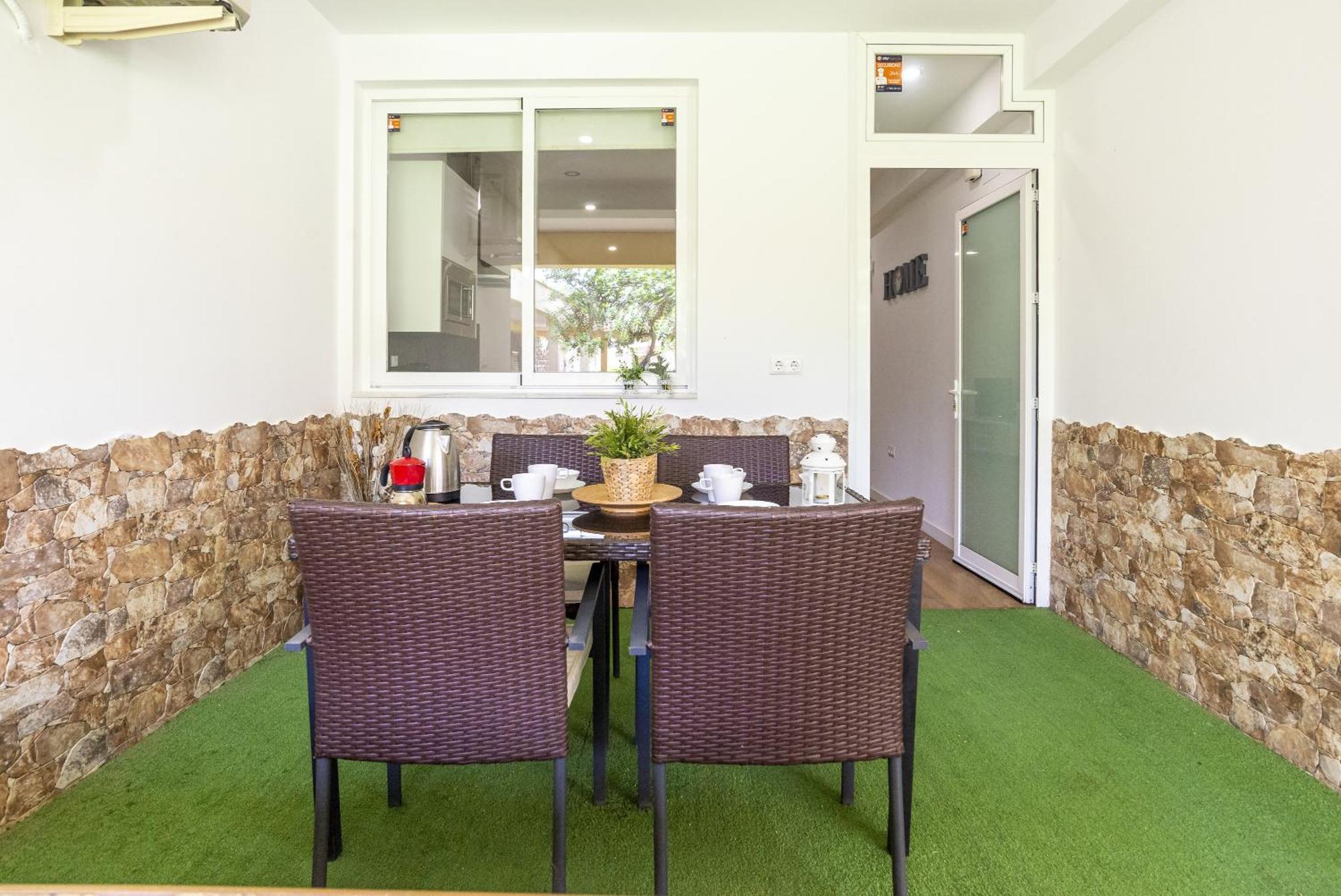 Beach Garden Apartment Торремолинос Экстерьер фото