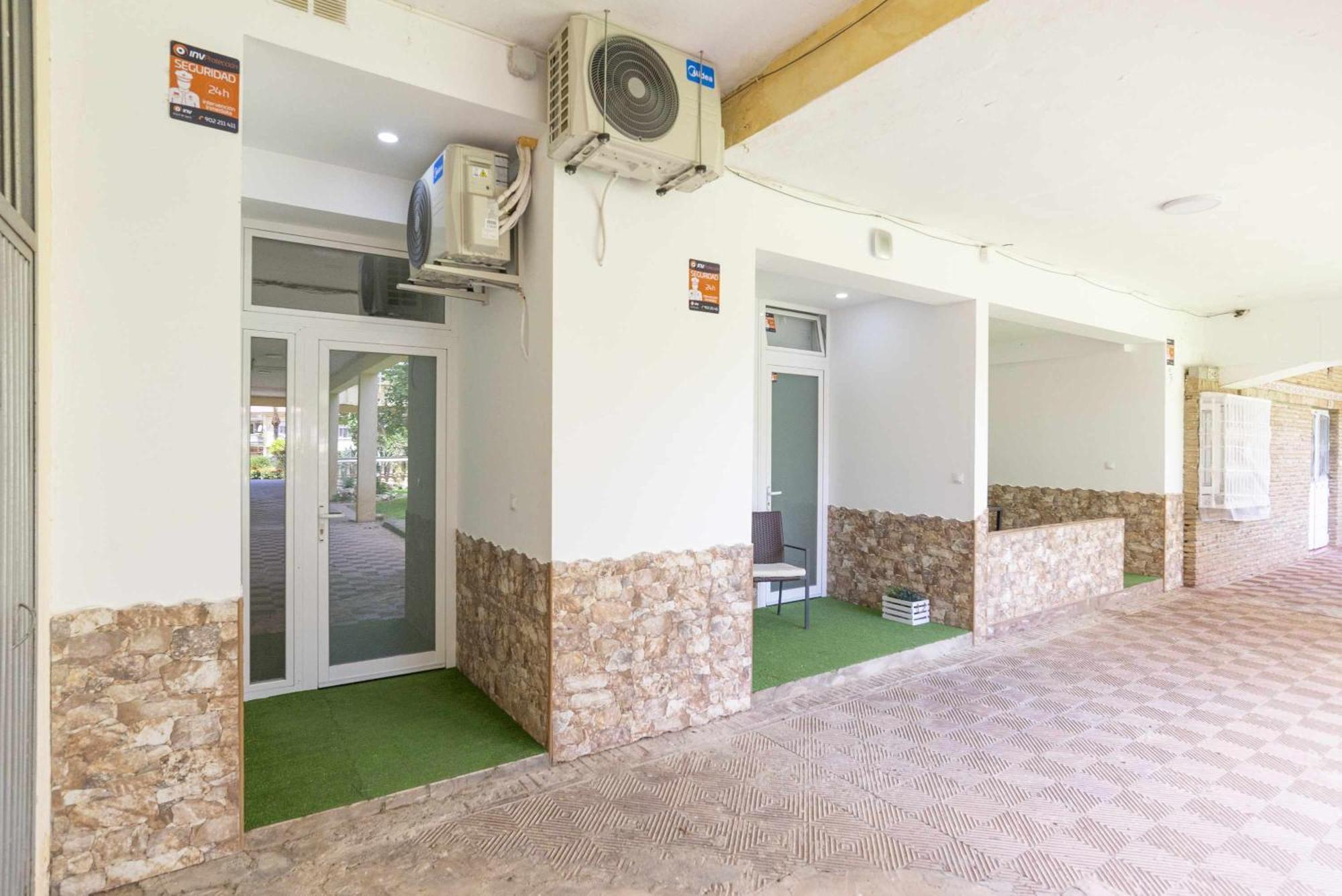 Beach Garden Apartment Торремолинос Экстерьер фото