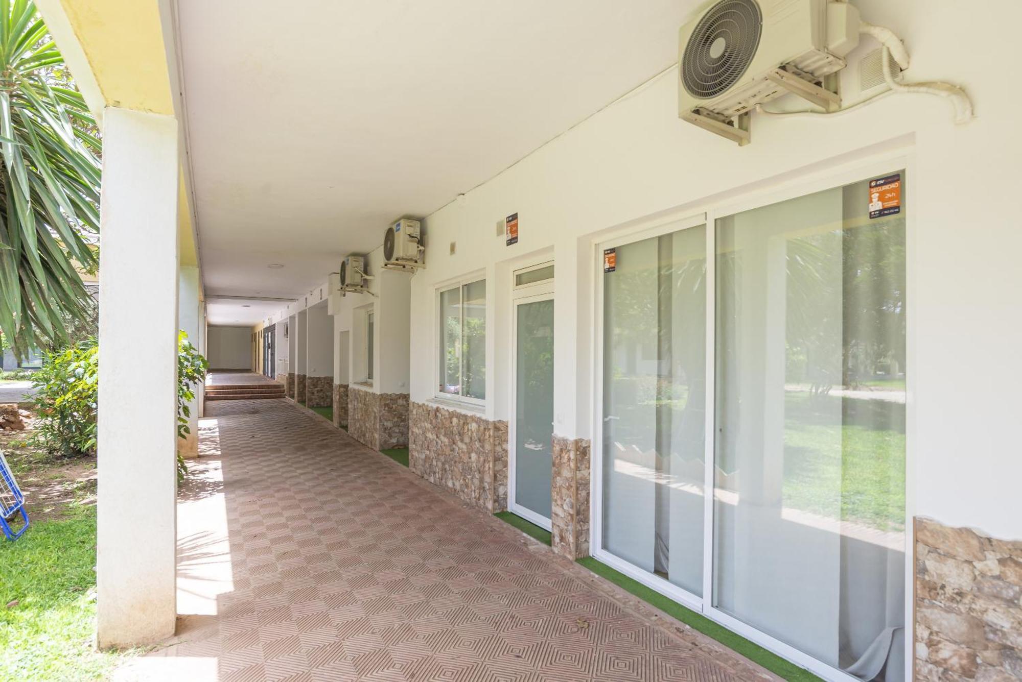 Beach Garden Apartment Торремолинос Экстерьер фото