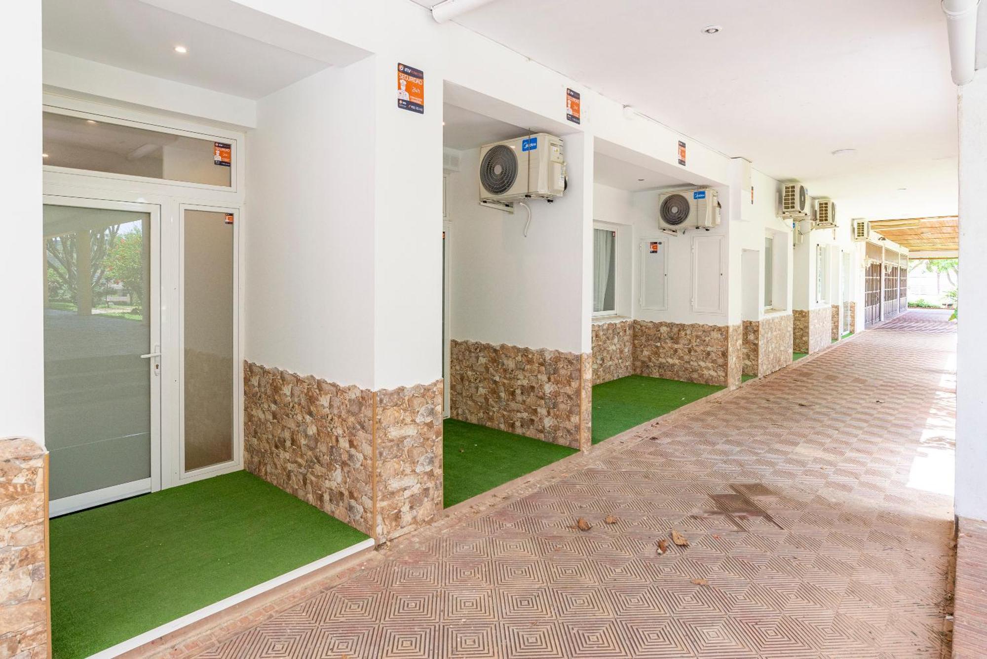 Beach Garden Apartment Торремолинос Экстерьер фото