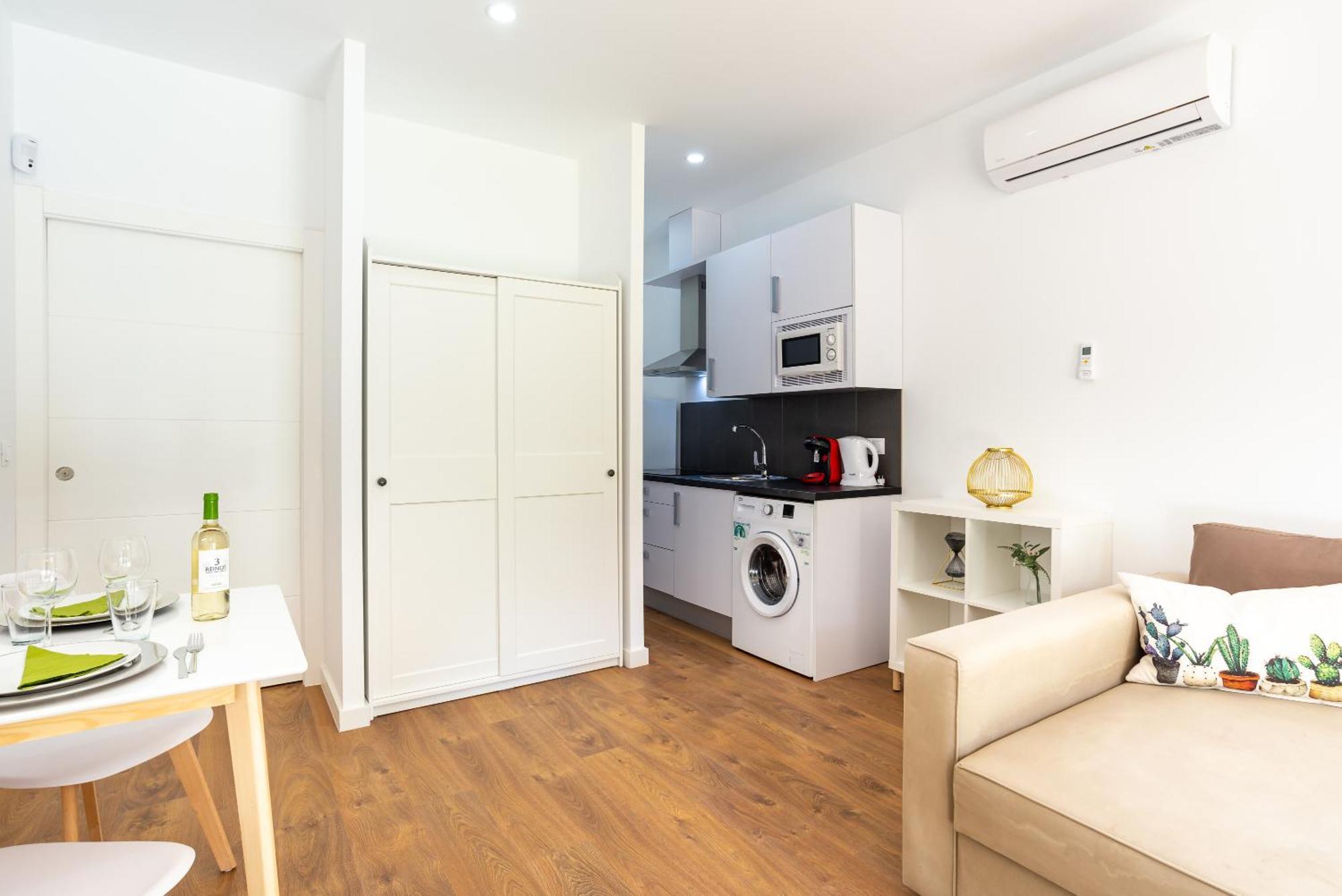 Beach Garden Apartment Торремолинос Экстерьер фото