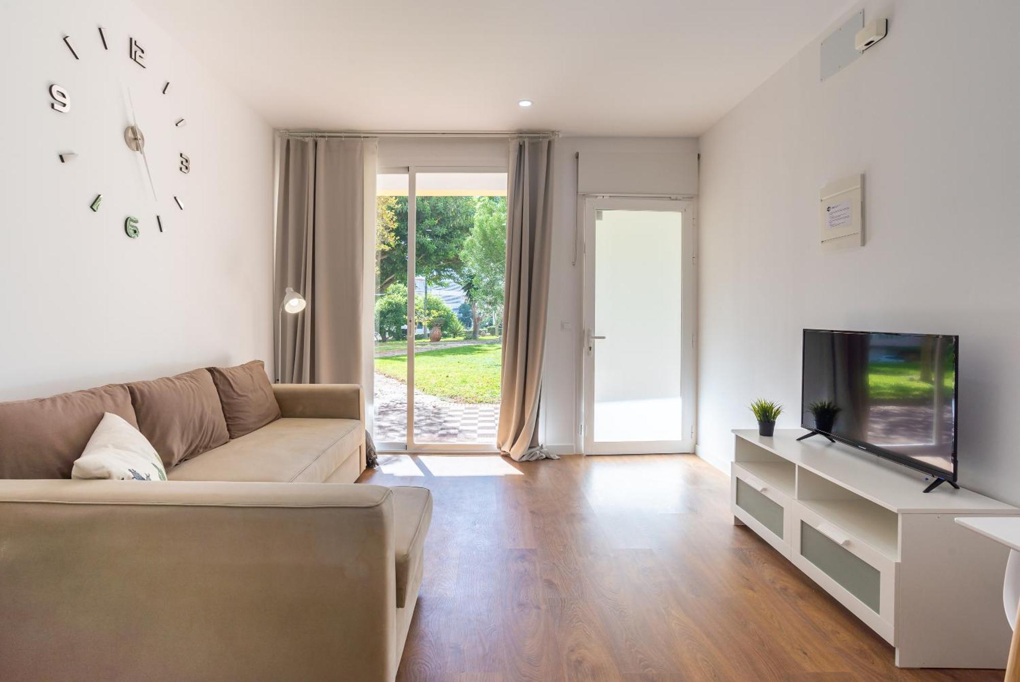 Beach Garden Apartment Торремолинос Экстерьер фото
